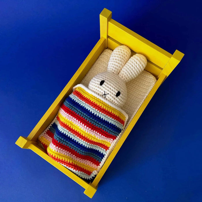 Yellow bed + handmade blanket &
mattress for Miffy and Friends