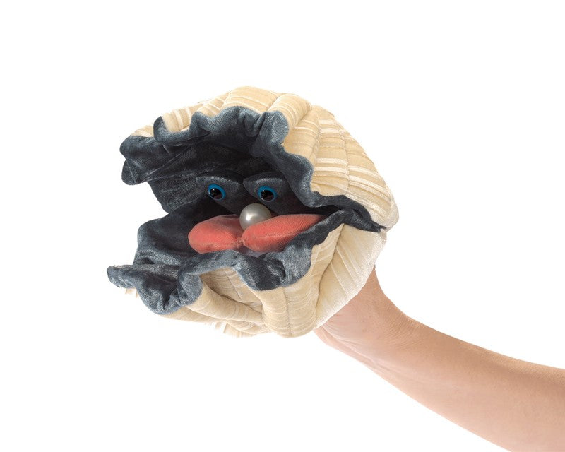 Giant Clam Puppet / Palourde geante