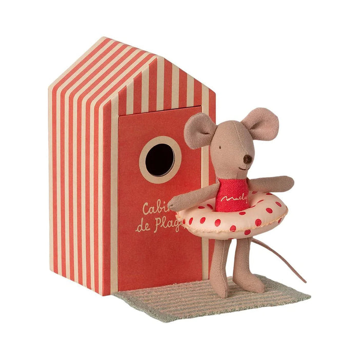 Beach mice, Little sister in Cabin