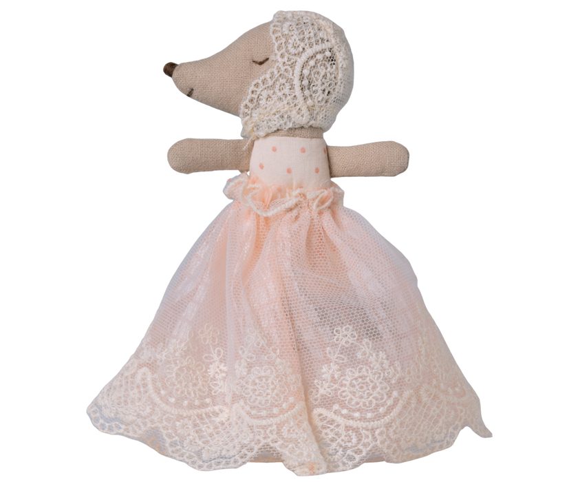 Baby mouse in gown - Powder