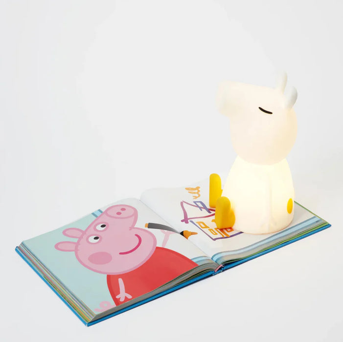 Mr Maria Peppa Pig
First Light