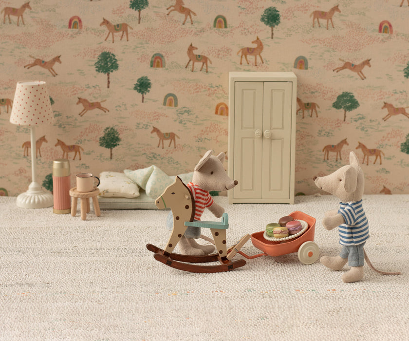Vintage floor lamp,
Mouse - Sand