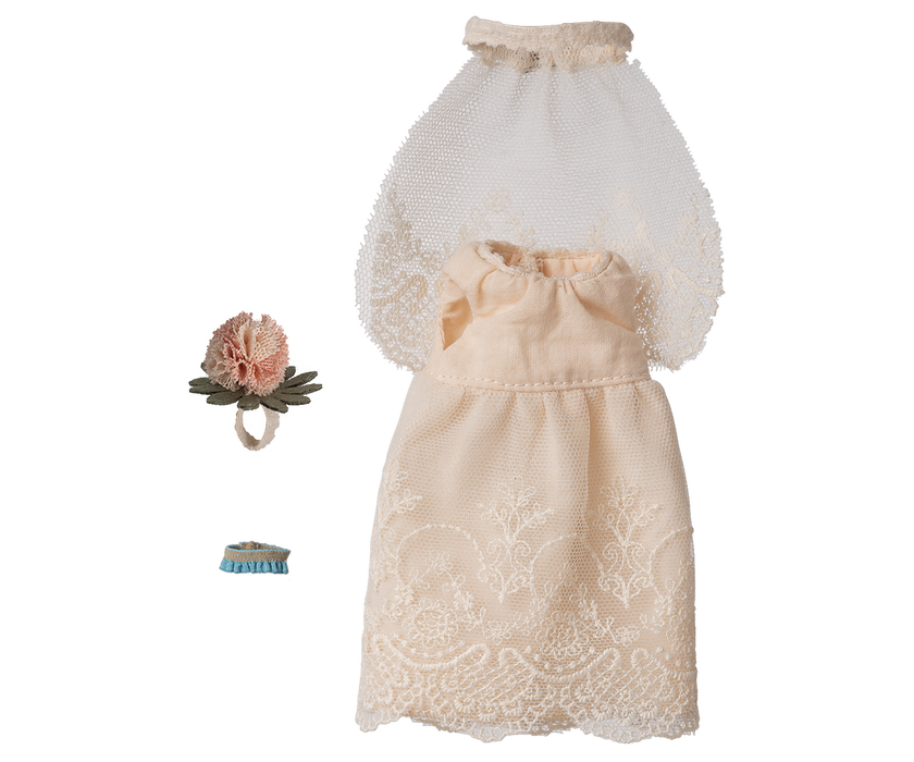 Wedding dress, Mum mouse