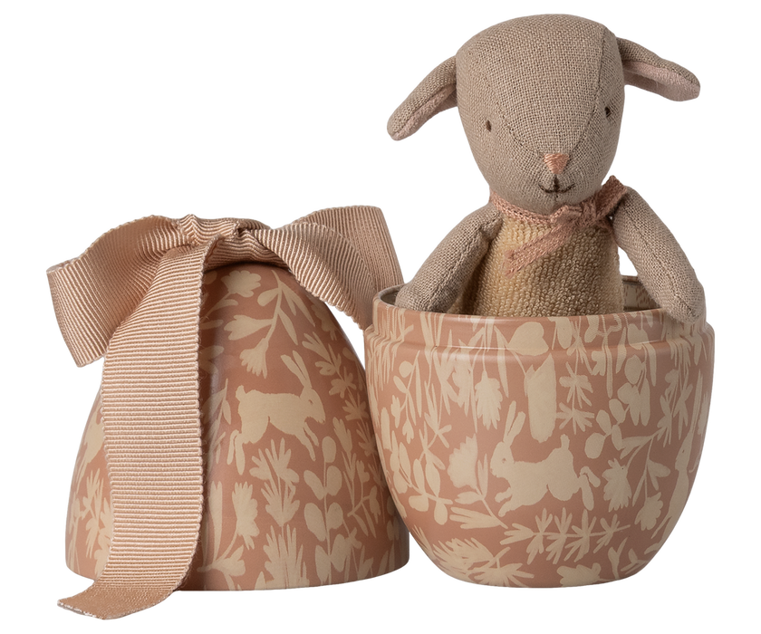 Easter egg with micro lamb, Small - Powder