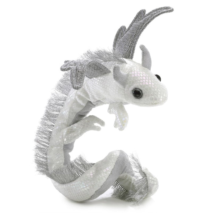Dragon Wristlet Pearl
